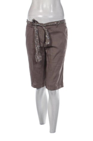 Pantaloni scurți de femei Unbranded, Mărime M, Culoare Maro, Preț 46,00 Lei, #137749327