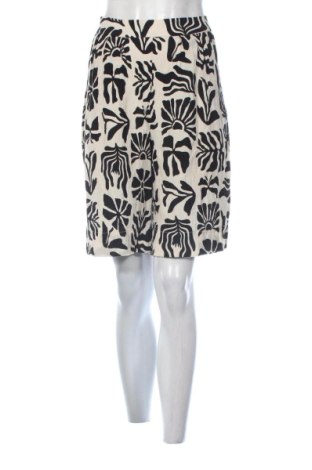 Pantaloni scurți de femei C&A, Mărime L, Culoare Multicolor, Preț 57,74 Lei, #137751247