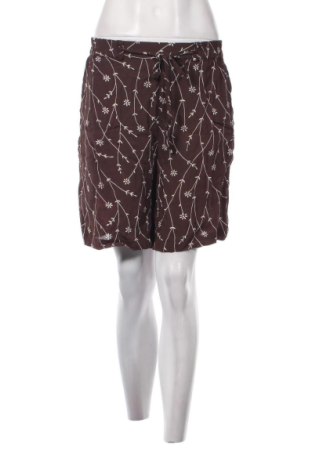 Pantaloni scurți de femei Canda, Mărime S, Culoare Multicolor, Preț 52,49 Lei, #137753944