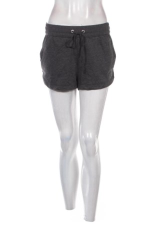 Pantaloni scurți de femei H&M, Mărime S, Culoare Gri, Preț 40,00 Lei, #137717074