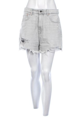 Pantaloni scurți de femei Sinsay, Mărime M, Culoare Gri, Preț 52,49 Lei, #137741352