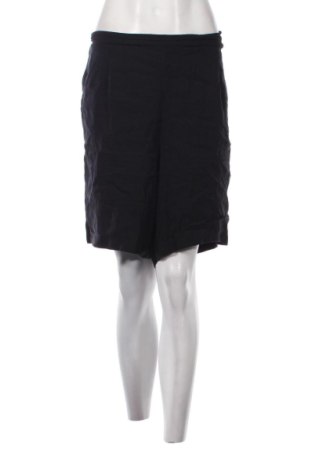 Pantaloni scurți de femei LC Waikiki, Mărime 3XL, Culoare Negru, Preț 65,00 Lei, #137747338