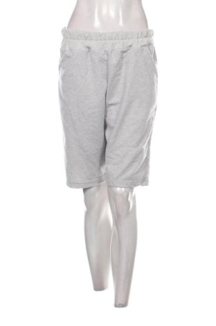 Pantaloni scurți de femei Unbranded, Mărime L, Culoare Gri, Preț 34,89 Lei, #137747422