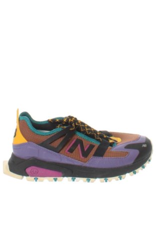 Încălțăminte de damă New Balance, Mărime 37, Culoare Multicolor, Preț 300,00 Lei, #137728207