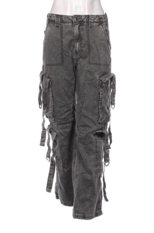 Дамски панталон Bershka, Размер S, Цвят Сив, Цена 27,68 €, #137700288