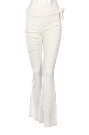 Pantaloni de femei Bershka, Mărime S, Culoare Alb, Preț 77,00 Lei, #137713542