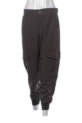 Pantaloni de femei Zara, Mărime M, Culoare Maro, Preț 68,24 Lei, #137717515