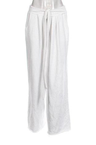 Pantaloni de femei Trendyol, Mărime M, Culoare Alb, Preț 59,00 Lei, #137722754