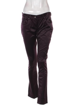 Pantaloni de femei Rinascimento, Mărime XL, Culoare Mov, Preț 104,98 Lei, #137725419