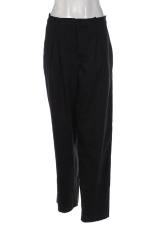 Pantaloni de femei Weekday, Mărime M, Culoare Negru, Preț 74,39 Lei, #137729041