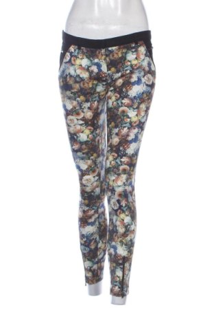 Dámske nohavice Pull&Bear, Veľkosť L, Farba Viacfarebná, Cena  7,00 €, #137738897