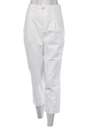 Pantaloni de femei Stradivarius, Mărime S, Culoare Alb, Preț 62,99 Lei, #137747853