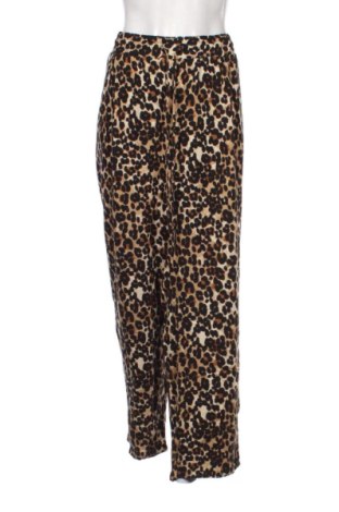 Damenhose Vero Moda, Größe 3XL, Farbe Mehrfarbig, Preis 16,00 €, #137762325