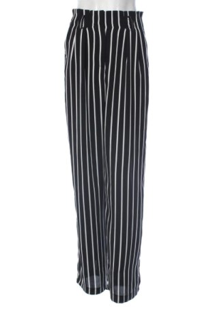 Damskie spodnie Bershka, Rozmiar M, Kolor Kolorowy, Cena 27,42 zł, #137727322