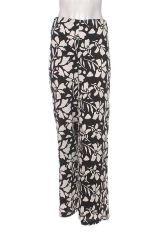 Pantaloni de femei Mohito, Mărime M, Culoare Multicolor, Preț 44,64 Lei, #137729601