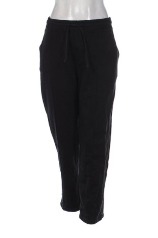 Pantaloni trening de femei Pull&Bear, Mărime XL, Culoare Negru, Preț 57,74 Lei, #137723663