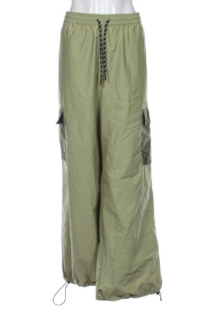 Pantaloni trening de femei Rainbow, Mărime XL, Culoare Verde, Preț 103,00 Lei, #137751407