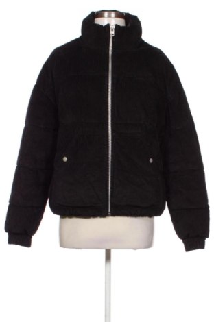 Geacă de femei Bershka, Mărime XS, Culoare Negru, Preț 254,84 Lei, #137729397