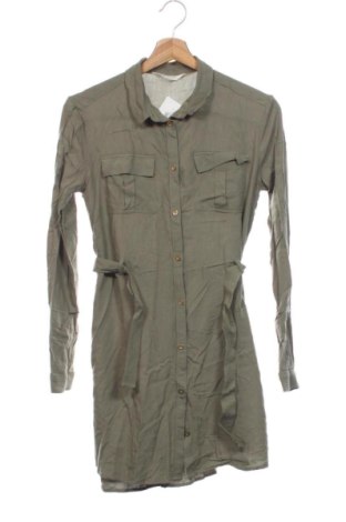 Детска рокля H&M, Размер 14-15y/ 168-170 см, Цвят Зелен, Цена 5,00 €, #137731680