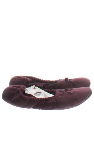 Papuci de casă Tchibo, Mărime 38, Culoare Mov, Preț 60,80 Lei, #137756273