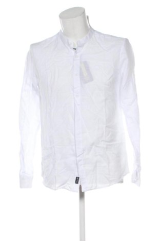 Cămașă de bărbați Unbranded, Mărime L, Culoare Alb, Preț 109,00 Lei, #137708340