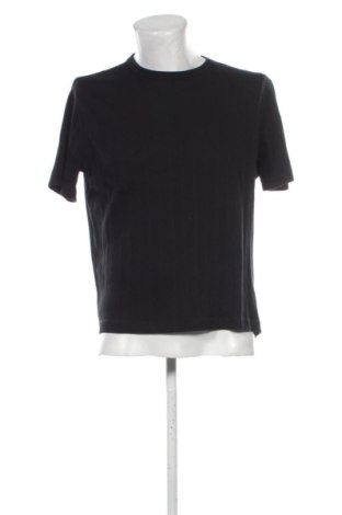 Pánské tričko  Abercrombie & Fitch, Velikost M, Barva Černá, Cena  495,00 Kč, #137743503