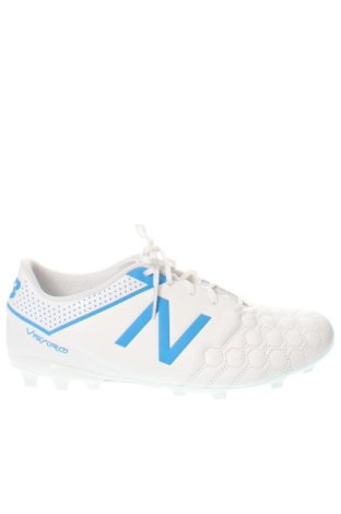 Încălțăminte bărbătească New Balance, Mărime 42, Culoare Alb, Preț 330,69 Lei, #137721618