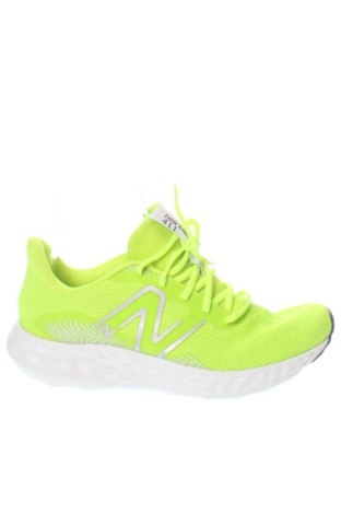 Încălțăminte bărbătească New Balance, Mărime 41, Culoare Verde, Preț 435,20 Lei, #137724624