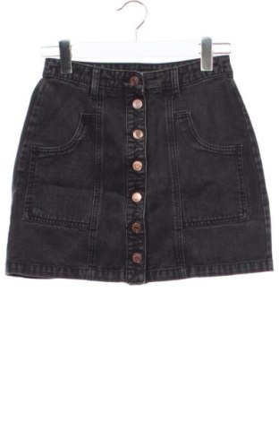 Пола Stradivarius, Размер M, Цвят Черен, Цена 9,00 €, #137700024