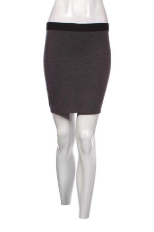 Fustă Sinsay, Mărime S, Culoare Gri, Preț 30,00 Lei, #137718453