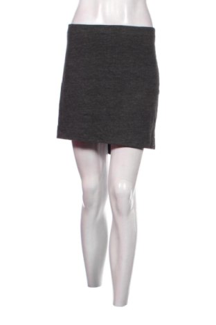 Rock H&M, Größe XXL, Farbe Grau, Preis € 8,00, #137735473