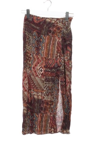 Пола Pull&Bear, Размер XXS, Цвят Многоцветен, Цена 9,00 €, #137737319