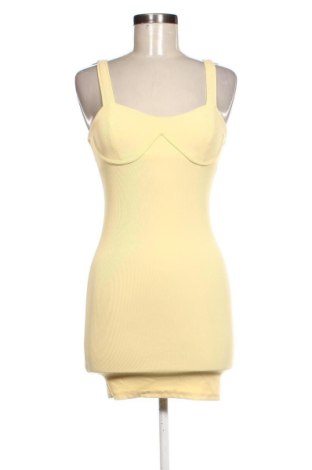 Rochie Bershka, Mărime S, Culoare Galben, Preț 104,98 Lei, #137710233