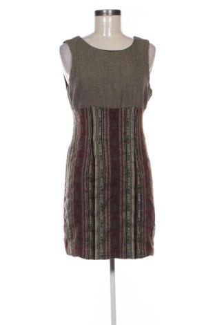 Rochie Taifun, Mărime M, Culoare Multicolor, Preț 83,00 Lei, #137718948