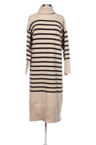 Rochie Drole De Copine, Mărime XXL, Culoare Multicolor, Preț 104,98 Lei, #137730862