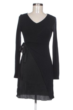 Rochie Intimissimi, Mărime S, Culoare Negru, Preț 41,99 Lei, #137732305