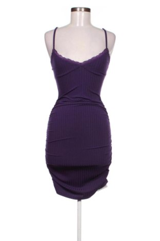 Φόρεμα SHEIN, Μέγεθος S, Χρώμα Βιολετί, Τιμή 10,67 €, #137732620