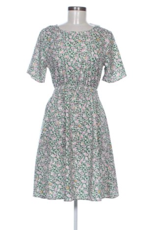 Rochie Unbranded, Mărime M, Culoare Multicolor, Preț 125,98 Lei, #137743370