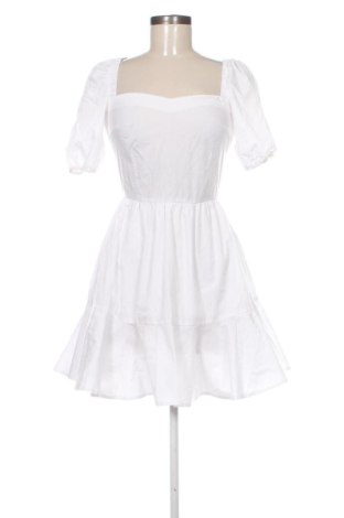 Rochie Poema, Mărime S, Culoare Alb, Preț 105,00 Lei, #137746526
