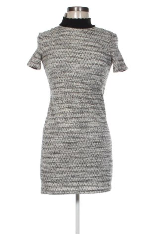 Rochie Bershka, Mărime XS, Culoare Multicolor, Preț 104,98 Lei, #137746787