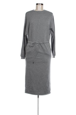 Rochie Mohito, Mărime XS, Culoare Gri, Preț 98,00 Lei, #137749744