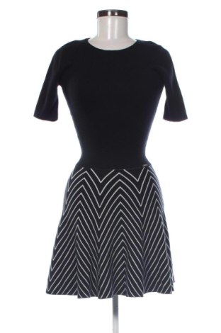 Kleid Guess, Größe XS, Farbe Mehrfarbig, Preis 38,00 €, #137699348