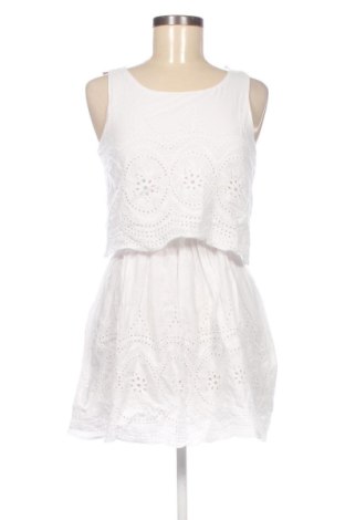 Rochie Fb Sister, Mărime S, Culoare Alb, Preț 142,73 Lei, #137706233