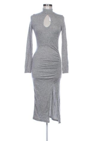 Rochie Bershka, Mărime S, Culoare Gri, Preț 80,00 Lei, #137719755