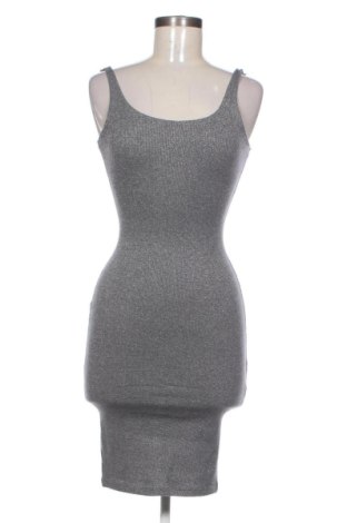 Ruha Pull&Bear, Méret S, Szín Szürke, Ár 4 121 Ft, #137726190