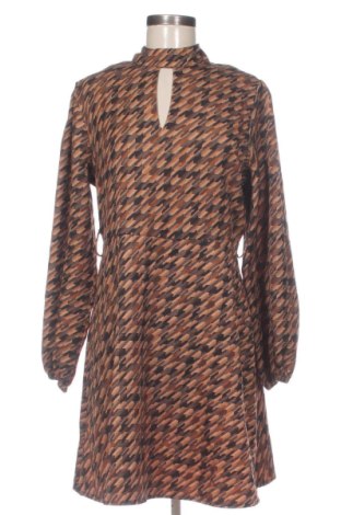 Rochie Trendyol, Mărime L, Culoare Multicolor, Preț 63,00 Lei, #137745650
