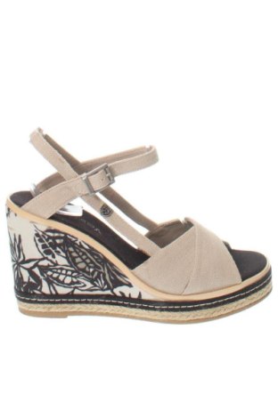 Sandale Unbranded, Mărime 39, Culoare Bej, Preț 196,32 Lei, #137731648