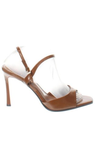 Sandale Zara, Mărime 40, Culoare Maro, Preț 111,28 Lei, #137764357