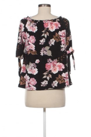 Női blúz Colloseum, Méret S, Szín Sokszínű, Ár 879 Ft