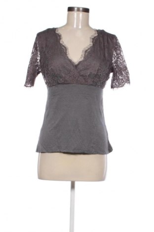 Dámská halenka H&M, Velikost M, Barva Šedá, Cena  299,00 Kč